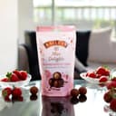 Baileys Strawberries and Cream Pouch 102g