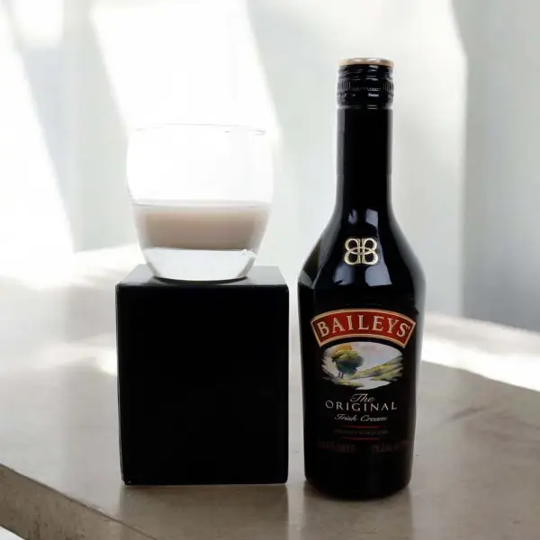 Baileys Irish Cream Liqueur 35cl