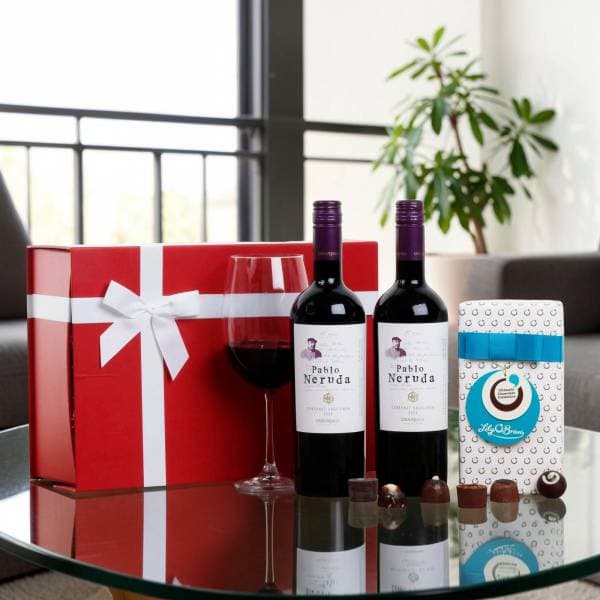 Double Red Wine & Choc Hamper